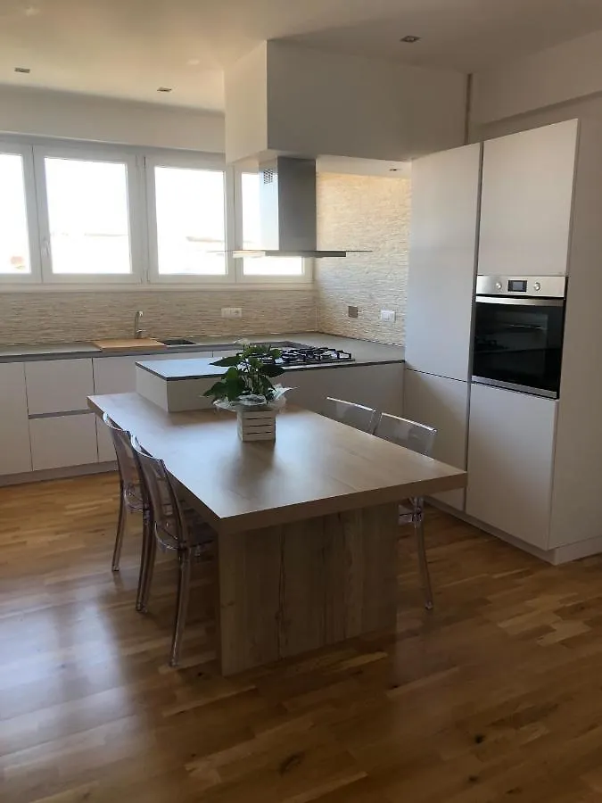 Apartamento Madd House Bis Roma Italia